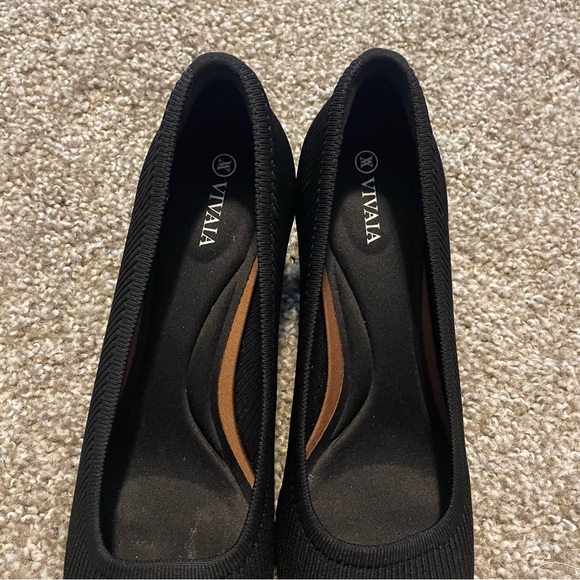 Elegant Black Women's Heels - Picture 3 of 7